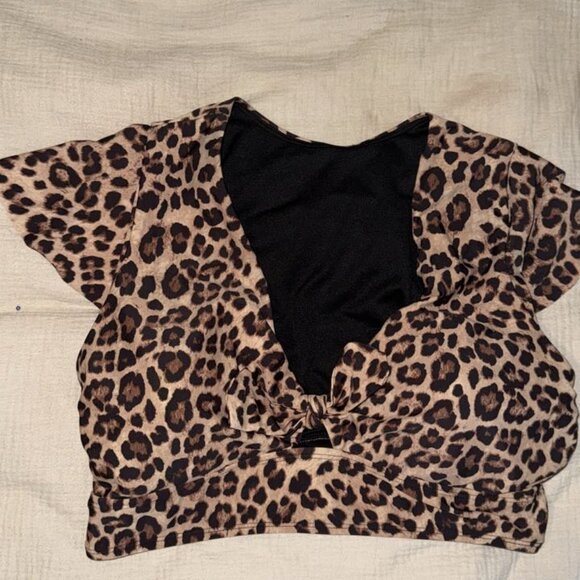 TORRID BATHING SUIT TOP SIZE 0 - LEOPARD - Picture 1 of 1